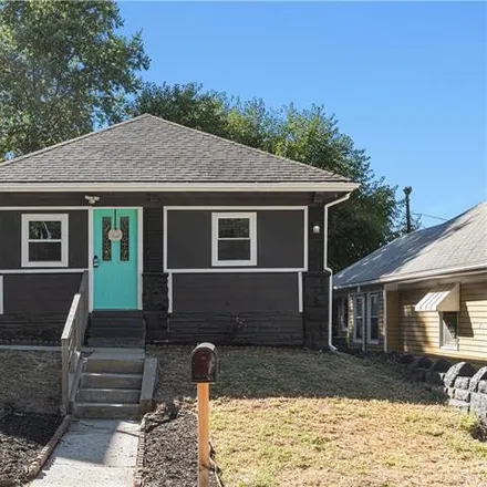 Buy this 3 bed house on 2634 North Early Street in Kansas City, KS 66101