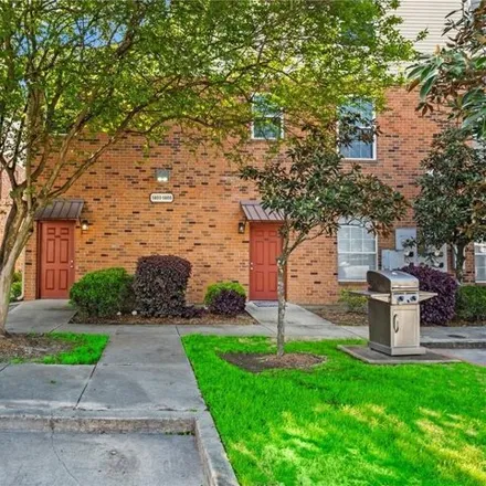 Buy this 3 bed condo on Arlington Preparatory Academy School in Dean Lee Drive, Arlington