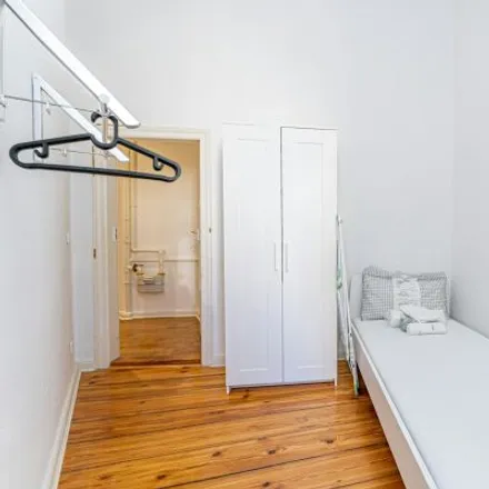Rent this 1 bed room on Kaiser-Friedrich-Straße 48 in 10627 Berlin, Germany