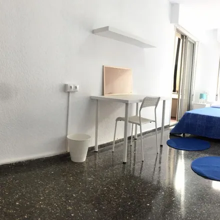 Rent this 7 bed apartment on Carrer de les Arts Gràfiques in 9, 46010 Valencia