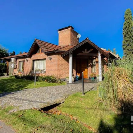 Image 2 - Darwin Passaponti 304, El Parque, 1744 Moreno, Argentina - House for sale