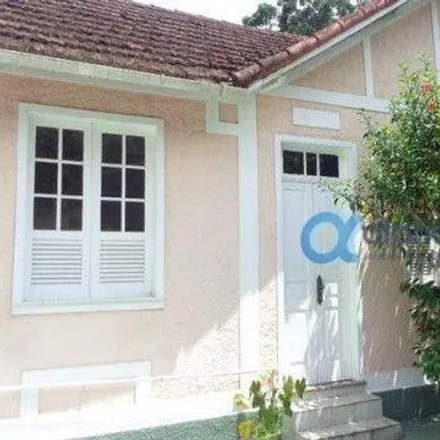 Buy this 2 bed house on Rua Duque de Caxias in Valparaíso, Petrópolis - RJ