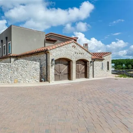 Image 4 - Catalonia Court, Westlake, TX, USA - House for sale