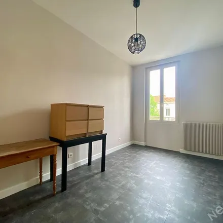 Image 4 - 25 Rue Saint-Martin, 47000 Agen, France - Apartment for rent