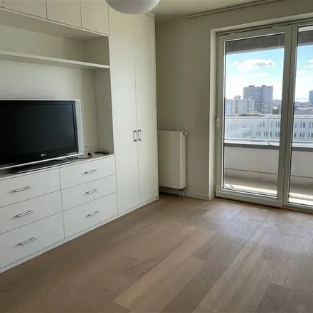 Rent this 2 bed apartment on Quai des Péniches - Akenkaai 64 in 1000 Brussels, Belgium