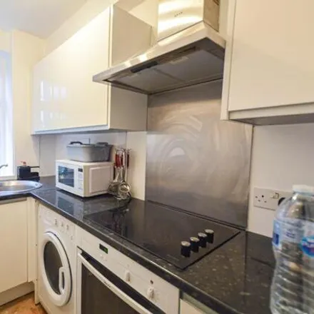 Image 3 - Langford Court, 22 Abbey Road, London, NW8 9AU, United Kingdom - Room for rent