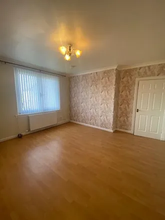 Image 4 - Mancini's, Stewart Crescent, Newmains, ML2 9DH, United Kingdom - Apartment for rent