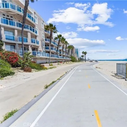 Image 7 - 1500 Ocean Condos, 1500 East Ocean Boulevard, Long Beach, CA 90802, USA - Condo for sale