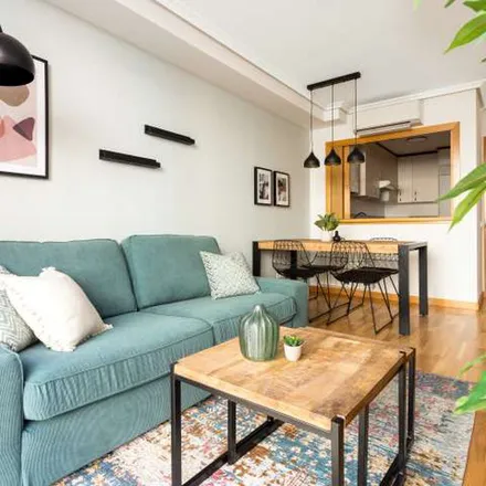 Rent this 2 bed apartment on Madrid in Calle de las Azucenas, 28039 Madrid