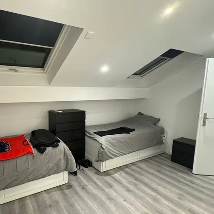 Rent this 2 bed apartment on 78580 Les Alluets-le-Roi