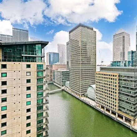 Image 4 - Hampton Tower, 75 Marsh Wall, Canary Wharf, London, E14 9SH, United Kingdom - Apartment for rent