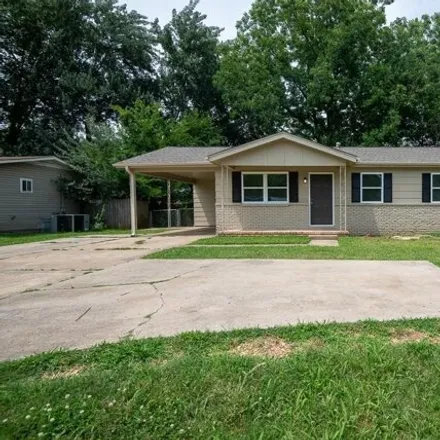 Rent this 3 bed house on 3808 Drake Ave Sw in Huntsville, Alabama