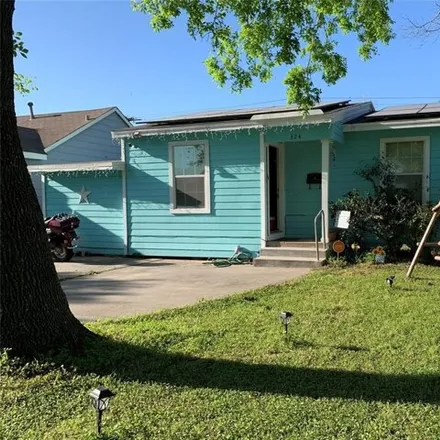 Image 2 - 376 18th Avenue North, Texas City, TX 77590, USA - House for sale