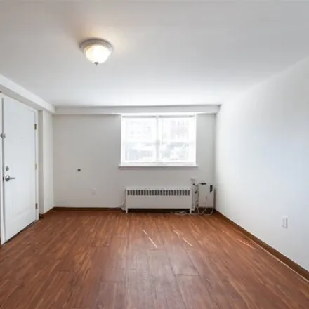 Rent this 1 bed apartment on 319 East Broadway in City of Long Beach, NY 11561