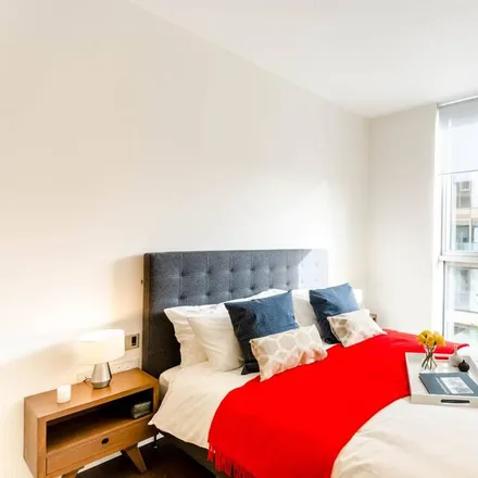 Image 5 - James House, 17 Lillie Road, London, SW6 1TS, United Kingdom - Apartment for rent