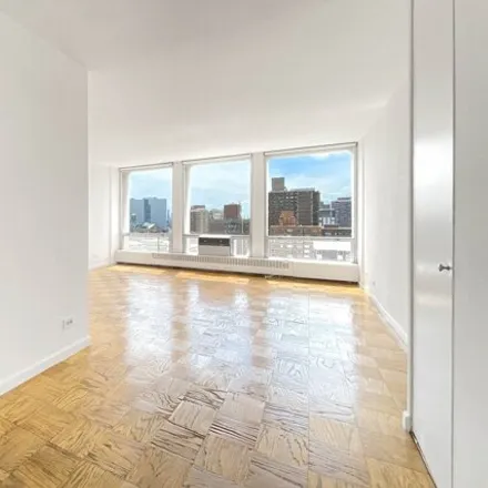 Image 5 - Kips Bay Tower North, East 33rd Street, New York, NY 10016, USA - House for rent
