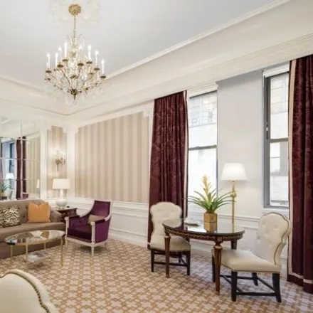 Image 2 - King Cole Bar, 2 East 55th Street, New York, NY 10022, USA - Condo for sale