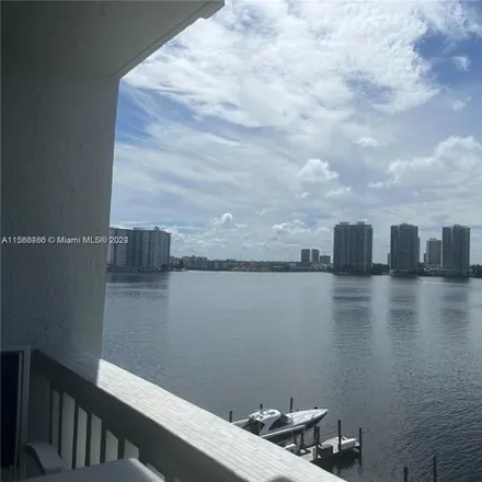 Image 4 - 17900 N Bay Rd Ph 7, Florida, 33160 - Condo for rent