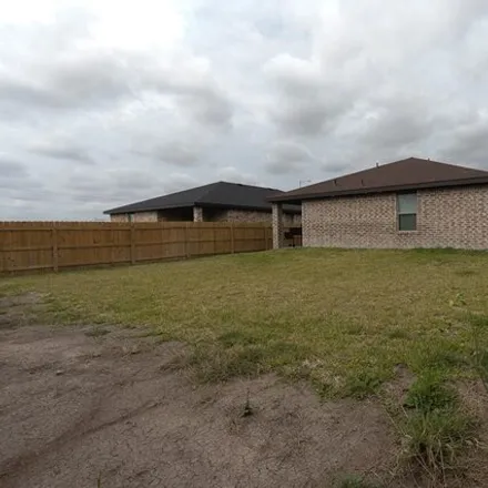 Image 3 - Lovett Road, San Benito, TX 78586, USA - House for sale