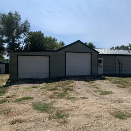 Image 1 - 608 Barrett Avenue North, Wessington Springs, SD 57382, USA - House for sale