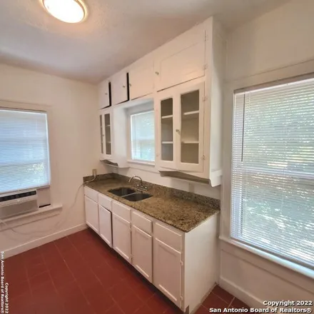 Image 8 - West Summit Avenue, San Antonio, TX 78201, USA - Duplex for rent