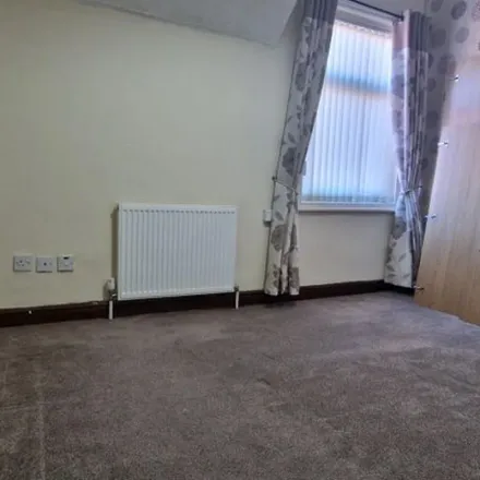 Image 4 - Ingthorpe Avenue, Bispham, FY2 0HX, United Kingdom - Apartment for rent