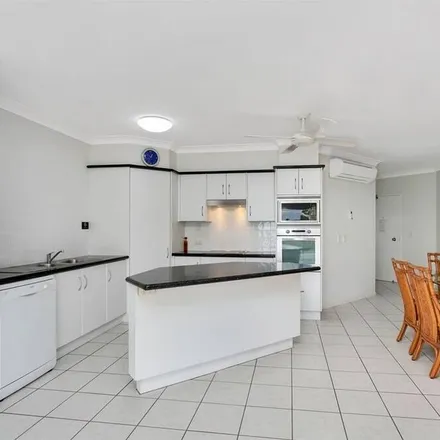Image 2 - Trinity Beach QLD 4879, Australia - Apartment for rent