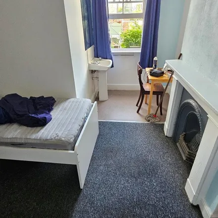 Image 4 - Pevensey Road, Eastbourne, BN21 3HS, United Kingdom - Room for rent