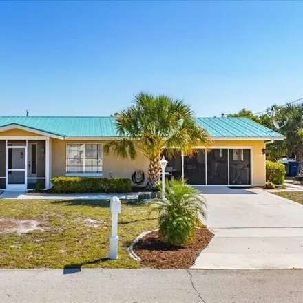 Image 1 - 16062 Buccaneer Street, Bokeelia, Lee County, FL 33922, USA - House for sale