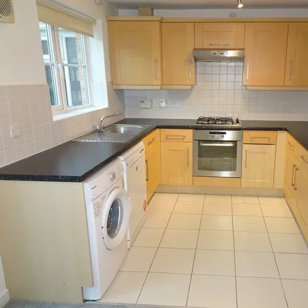 Image 3 - Stoneycroft Road, Sheffield, S13 9DR, United Kingdom - Townhouse for rent
