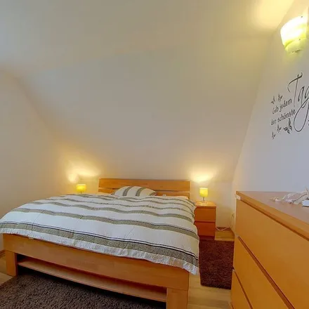 Rent this 2 bed apartment on Wurster Nordseeküste in Lower Saxony, Germany
