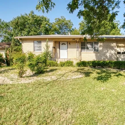 Rent this 3 bed house on 506 Vine Street in Euless, TX 76040