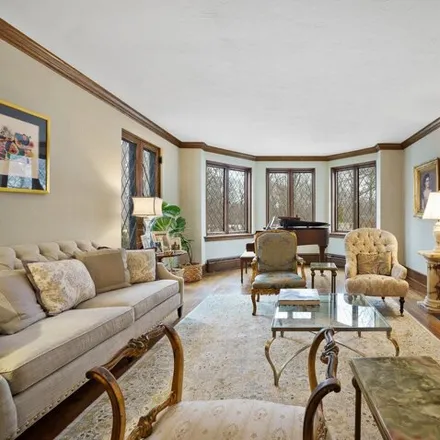Image 8 - 665 Crabtree Lane, Lake Forest, IL 60045, USA - House for sale