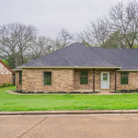 Buy this 4 bed house on 299 Pecan Creek Drive in Red Oak, TX 75154