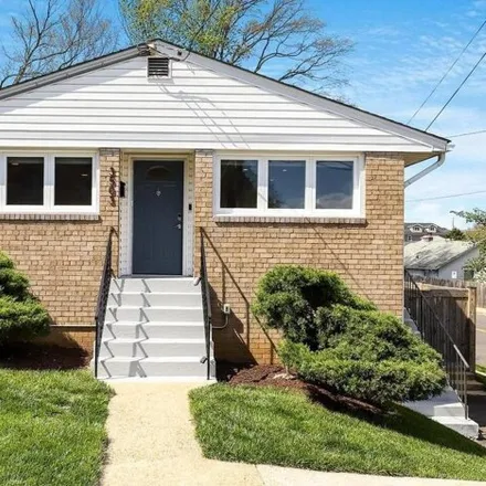 Rent this 3 bed house on 3503 19th Street South in Arlington, VA 22204