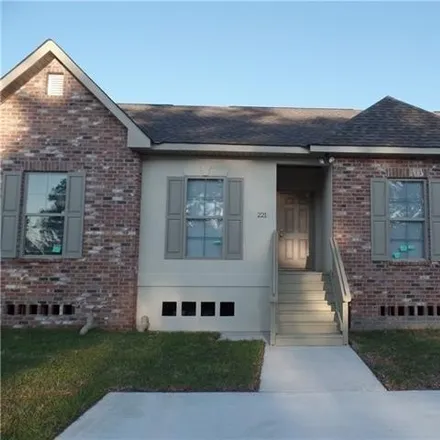 Rent this 3 bed house on 383 Silver Oak Drive in Kings Point, St. Tammany Parish