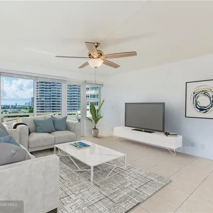 Image 1 - 3200 Northeast 36th Street, Fort Lauderdale, FL 33308, USA - Condo for sale