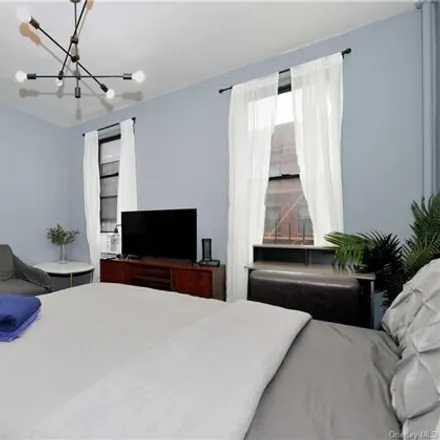 Image 3 - 338 East 61st Street, New York, NY 10065, USA - Apartment for rent