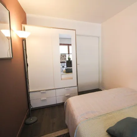 Image 2 - Le Monet, Rue du Port, 92500 Rueil-Malmaison, France - Apartment for rent