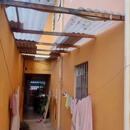 Buy this 6 bed house on Rua România in Taboão, Diadema - SP
