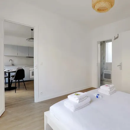 Image 2 - 2 Rue Trébois, 92300 Levallois-Perret, France - Apartment for rent