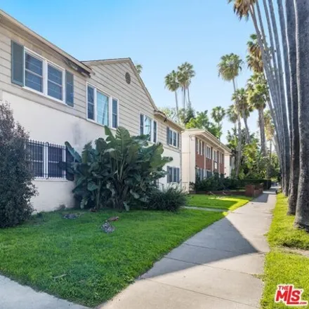 Buy this 16 bed house on 1689 Courtney Avenue in Los Angeles, CA 90046