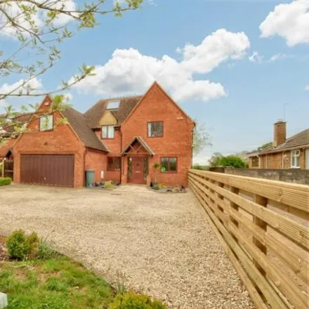 Buy this 6 bed house on Gidley Way in Horspath, OX33 1TQ