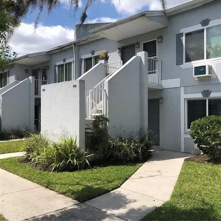 Rent this studio condo on 4139 Dolphin Drive in Tampa, FL 33617