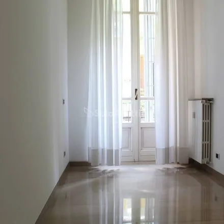Image 4 - Via Castel Morrone, 20129 Milan MI, Italy - Apartment for rent