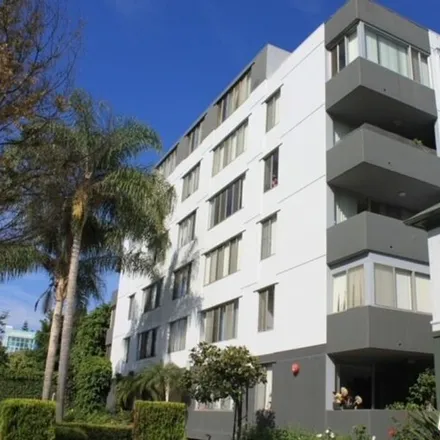 Image 1 - 468 South Roxbury Drive, Beverly Hills, CA 90212, USA - Condo for rent