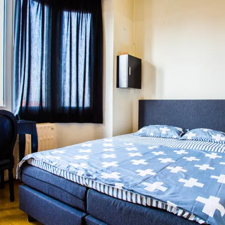Rent this 2 bed room on Grande rue au Bois - Grote Bosstraat 142 in 1030 Schaerbeek - Schaarbeek, Belgium