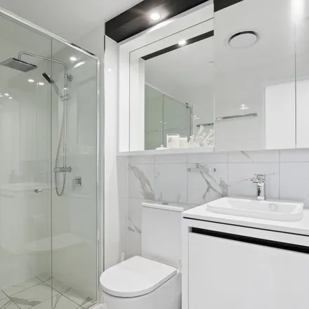 Image 3 - Opus Broadbeach, 18 Chelsea Avenue, Broadbeach QLD 4218, Australia - Apartment for rent