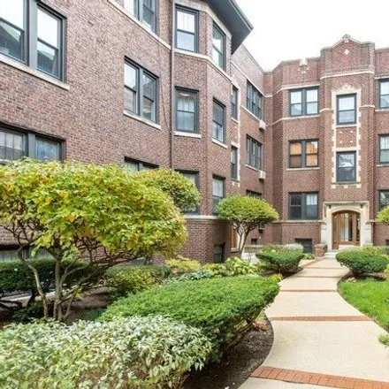 Image 2 - 531-539 West Addison Street, Chicago, IL 60657, USA - Condo for rent