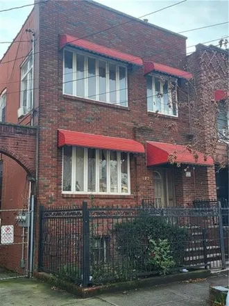Buy this studio house on 922 New Lots Avenue in New York, NY 11208